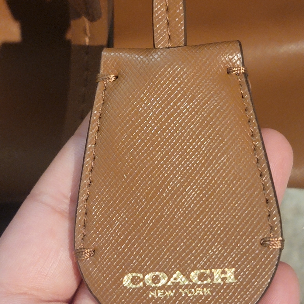 Vintage Coach Peyton Brown Leather Tote Bag - Picture 9 of 11
